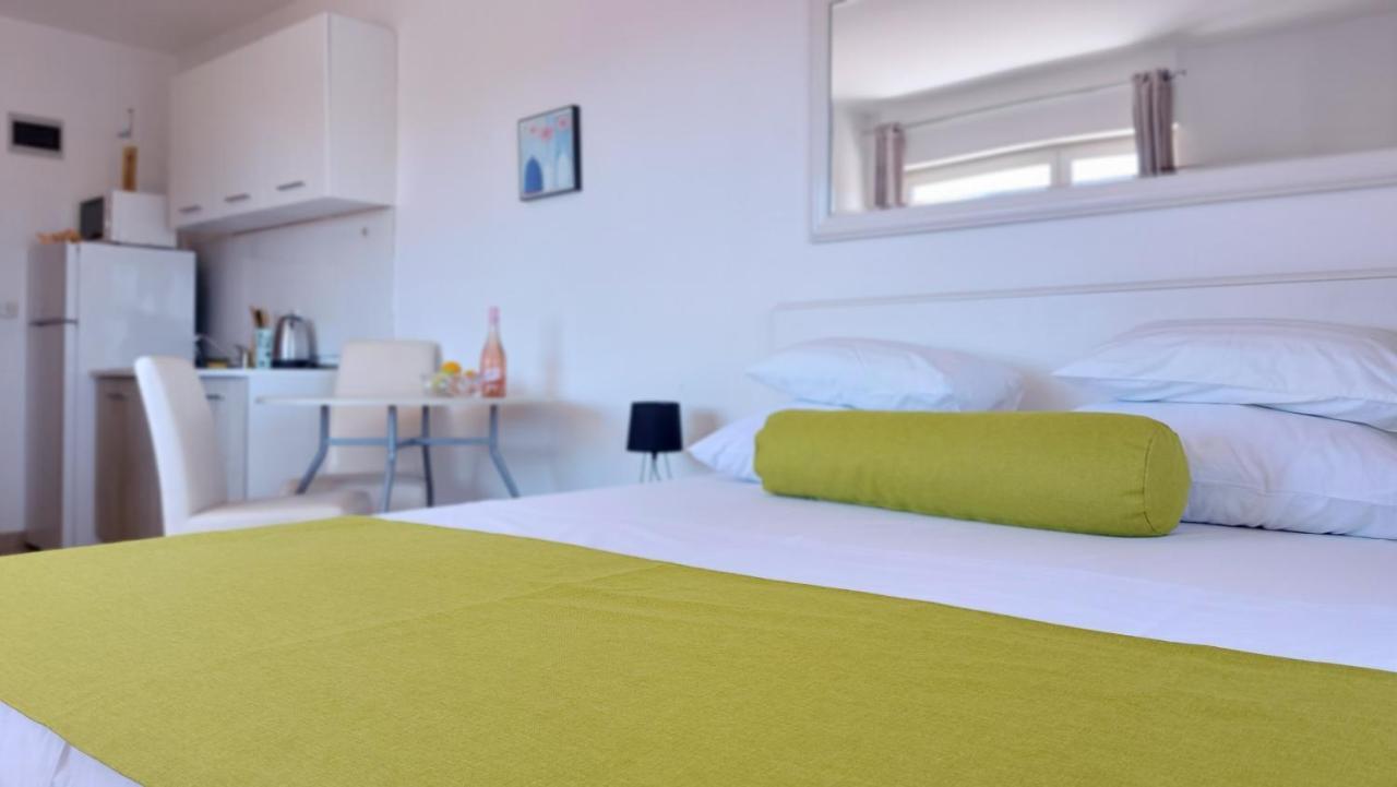 Sea Side Apartments Vodice Eksteriør billede
