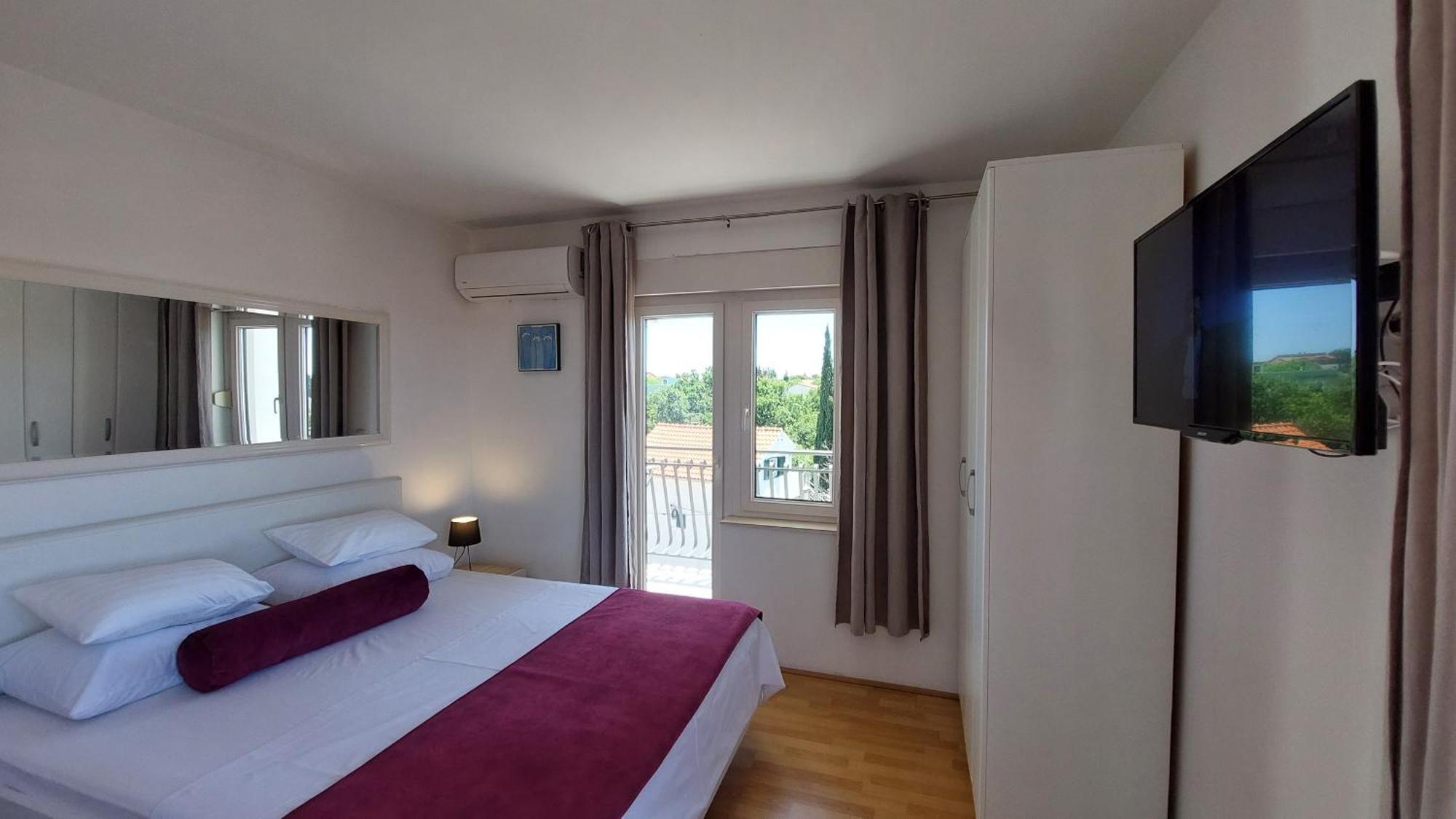 Sea Side Apartments Vodice Eksteriør billede